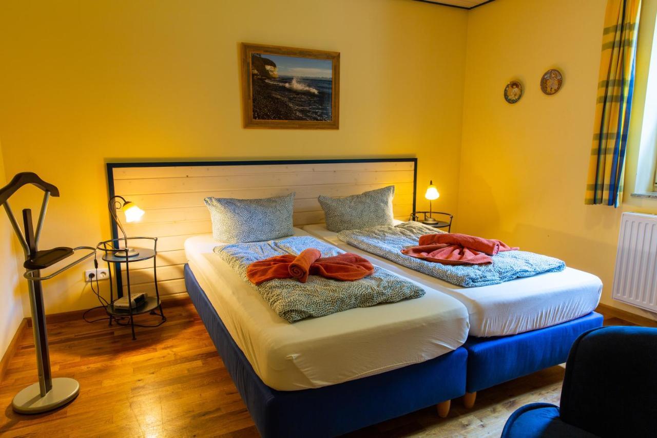 Eulenhof Ruegen Apartment Putbus Bagian luar foto