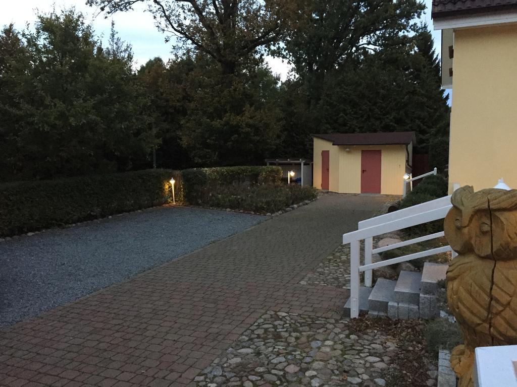 Eulenhof Ruegen Apartment Putbus Bagian luar foto